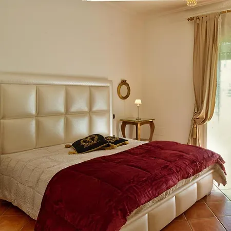 فندق مبيت وإفطار Del Centro 2*